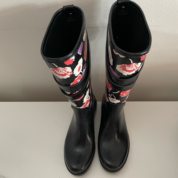 Coach rain boots- US size 6 - Picture 2 of 3